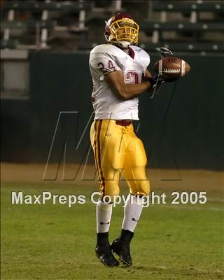 Thumbnail 3 in Esperanza vs. Loyola (D1 Section Final) photogallery.