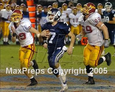 Thumbnail 3 in Esperanza vs. Loyola (D1 Section Final) photogallery.