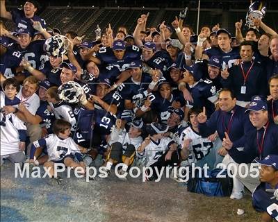 Thumbnail 2 in Esperanza vs. Loyola (D1 Section Final) photogallery.