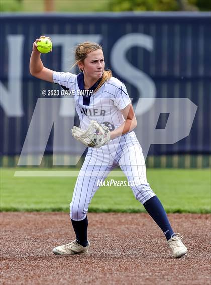 Thumbnail 2 in Indianola vs Xavier (Xavier Varsity Classic) photogallery.