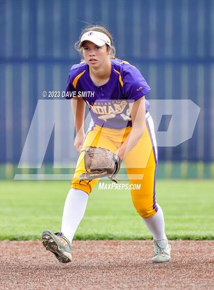 Thumbnail 3 in Indianola vs Xavier (Xavier Varsity Classic) photogallery.