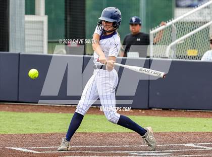Thumbnail 2 in Indianola vs Xavier (Xavier Varsity Classic) photogallery.