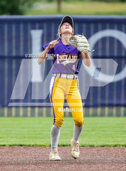 Thumbnail 2 in Indianola vs Xavier (Xavier Varsity Classic) photogallery.