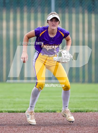 Thumbnail 1 in Indianola vs Xavier (Xavier Varsity Classic) photogallery.