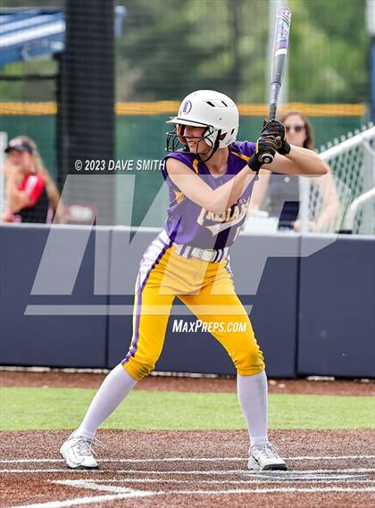 Thumbnail 1 in Indianola vs Xavier (Xavier Varsity Classic) photogallery.