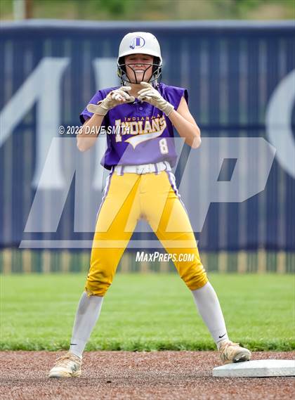 Thumbnail 2 in Indianola vs Xavier (Xavier Varsity Classic) photogallery.