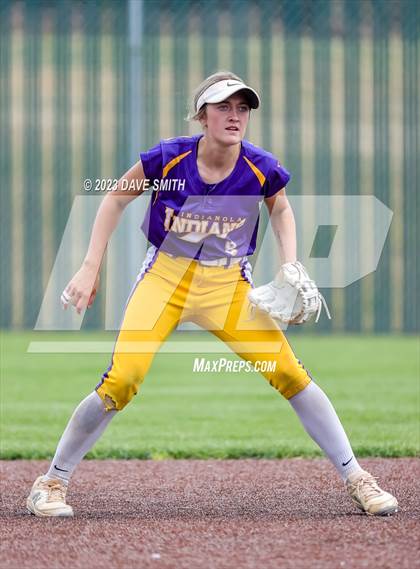 Thumbnail 2 in Indianola vs Xavier (Xavier Varsity Classic) photogallery.