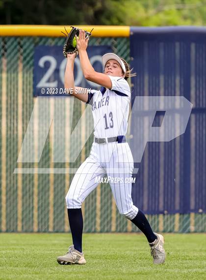Thumbnail 1 in Indianola vs Xavier (Xavier Varsity Classic) photogallery.