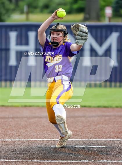 Thumbnail 3 in Indianola vs Xavier (Xavier Varsity Classic) photogallery.