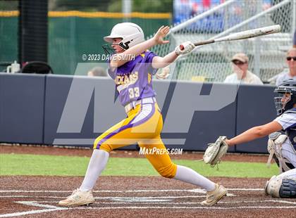 Thumbnail 2 in Indianola vs Xavier (Xavier Varsity Classic) photogallery.