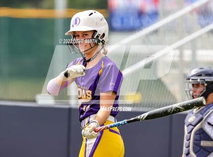 Thumbnail 2 in Indianola vs Xavier (Xavier Varsity Classic) photogallery.
