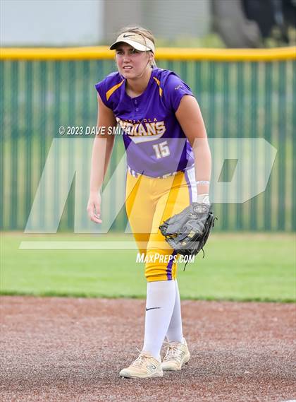 Thumbnail 3 in Indianola vs Xavier (Xavier Varsity Classic) photogallery.
