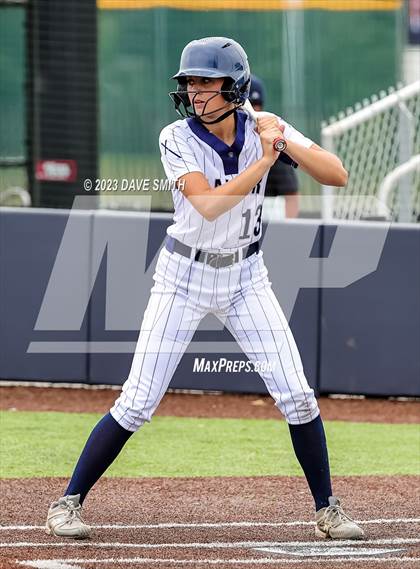 Thumbnail 3 in Indianola vs Xavier (Xavier Varsity Classic) photogallery.