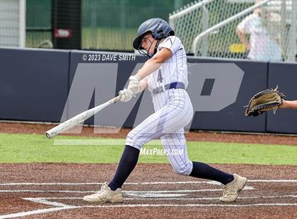 Thumbnail 2 in Indianola vs Xavier (Xavier Varsity Classic) photogallery.