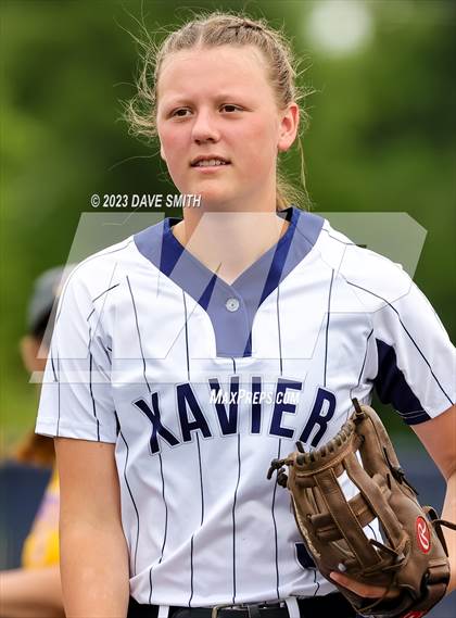 Thumbnail 2 in Indianola vs Xavier (Xavier Varsity Classic) photogallery.