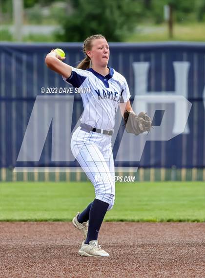 Thumbnail 1 in Indianola vs Xavier (Xavier Varsity Classic) photogallery.
