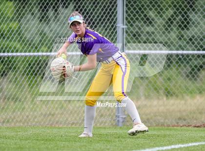 Thumbnail 2 in Indianola vs Xavier (Xavier Varsity Classic) photogallery.