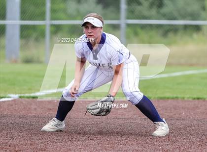 Thumbnail 1 in Indianola vs Xavier (Xavier Varsity Classic) photogallery.