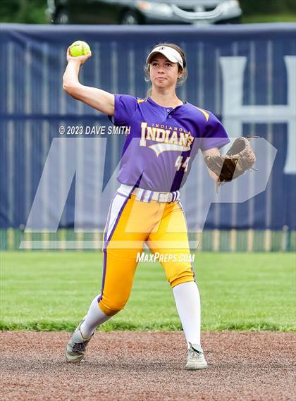 Thumbnail 1 in Indianola vs Xavier (Xavier Varsity Classic) photogallery.