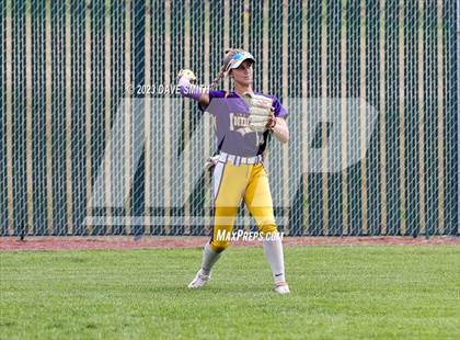Thumbnail 1 in Indianola vs Xavier (Xavier Varsity Classic) photogallery.