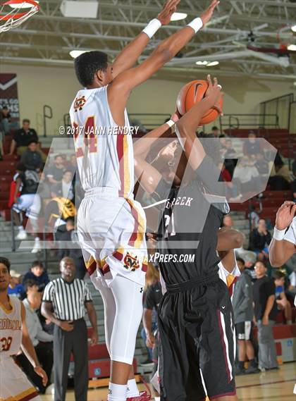 Thumbnail 2 in Cantwell-Sacred Heart vs. Woodcreek (Rancho Mirage Holiday Invitational) photogallery.