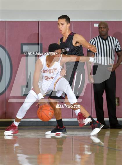 Thumbnail 2 in Cantwell-Sacred Heart vs. Woodcreek (Rancho Mirage Holiday Invitational) photogallery.