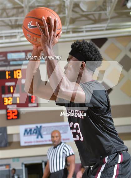 Thumbnail 2 in Cantwell-Sacred Heart vs. Woodcreek (Rancho Mirage Holiday Invitational) photogallery.