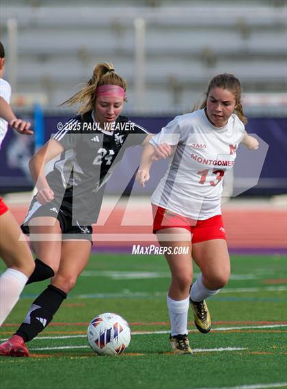 Thumbnail 2 in Montgomery vs. Southern Columbia Area (PIAA D4 1A Quarterfinal) photogallery.