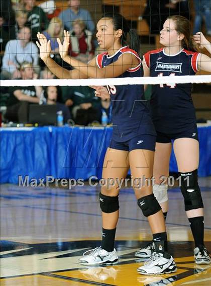 Thumbnail 1 in Palo Alto vs. Marymount (CIF State D1 Final) photogallery.
