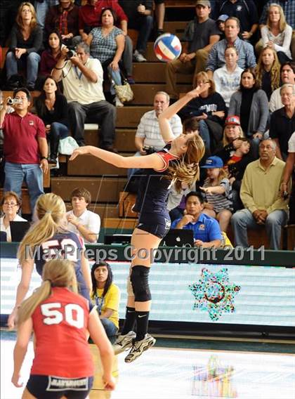 Thumbnail 1 in Palo Alto vs. Marymount (CIF State D1 Final) photogallery.