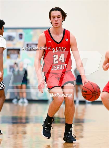 Thumbnail 2 in Regis Jesuit @ ThunderRidge photogallery.