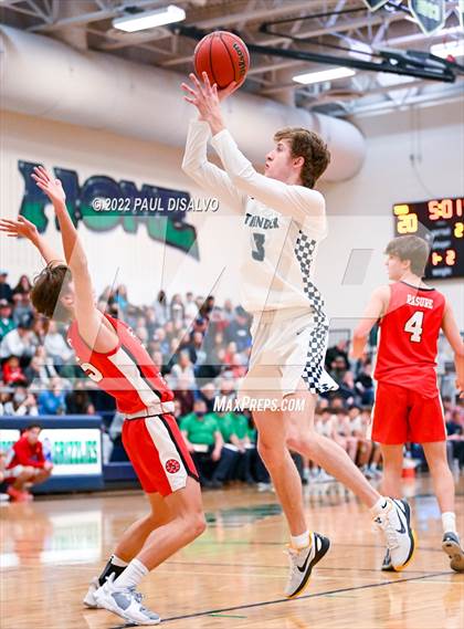 Thumbnail 1 in Regis Jesuit @ ThunderRidge photogallery.