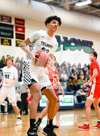 Thumbnail 2 in Regis Jesuit @ ThunderRidge photogallery.