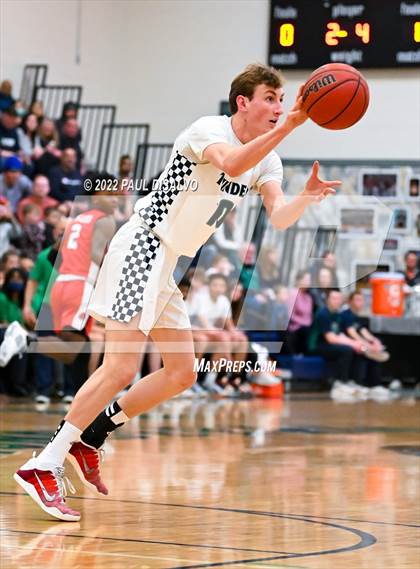 Thumbnail 3 in Regis Jesuit @ ThunderRidge photogallery.