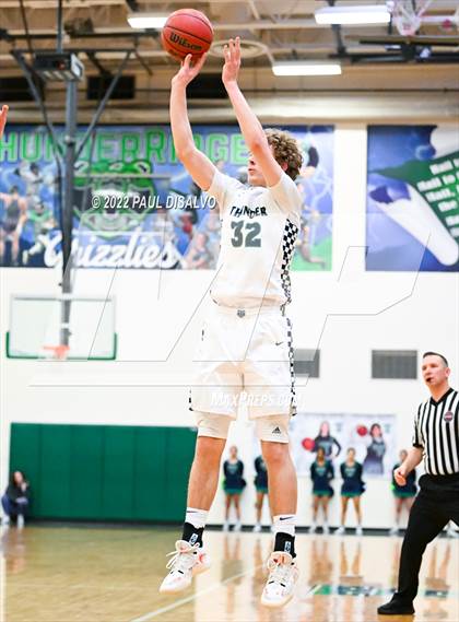 Thumbnail 2 in Regis Jesuit @ ThunderRidge photogallery.