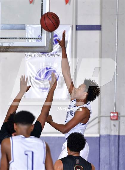 Thumbnail 3 in Salesian College Preparatory vs. Sacramento (St. Hope Elite Classic) photogallery.