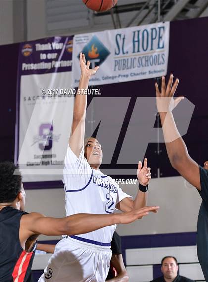 Thumbnail 3 in Salesian College Preparatory vs. Sacramento (St. Hope Elite Classic) photogallery.