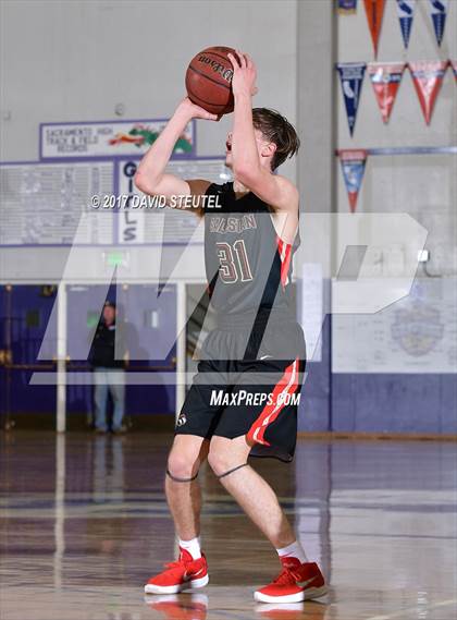 Thumbnail 1 in Salesian College Preparatory vs. Sacramento (St. Hope Elite Classic) photogallery.
