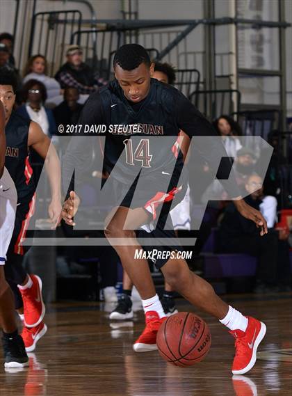Thumbnail 2 in Salesian College Preparatory vs. Sacramento (St. Hope Elite Classic) photogallery.