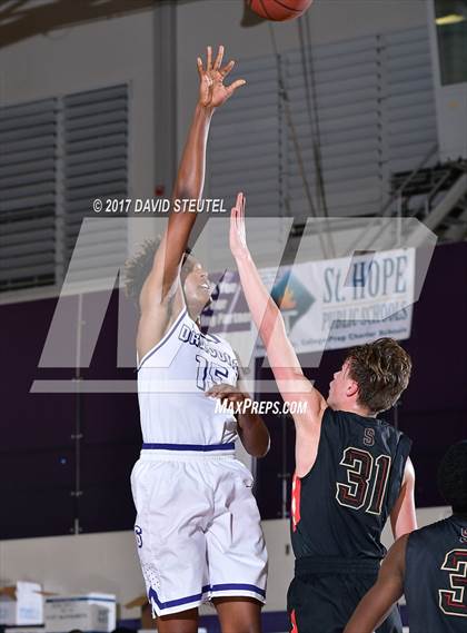 Thumbnail 3 in Salesian College Preparatory vs. Sacramento (St. Hope Elite Classic) photogallery.