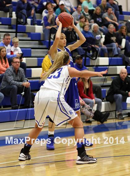 Thumbnail 3 in Kapaun Mt. Carmel vs Andover (KSHSAA 5A Sub-State Final) photogallery.