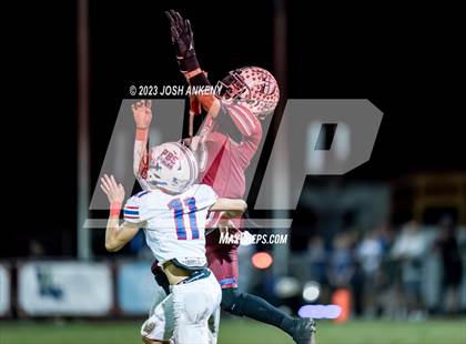 Thumbnail 2 in Parkview Baptist @ Dunham (LHSAA Division III Select Quadrant 4 Round 2) photogallery.