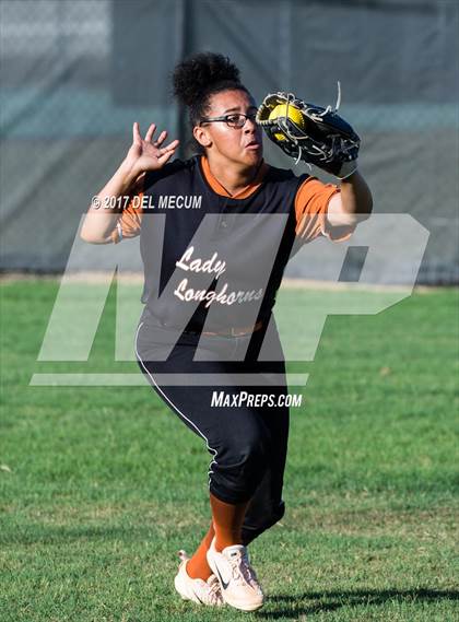 Thumbnail 3 in Lennard @ Riverview photogallery.