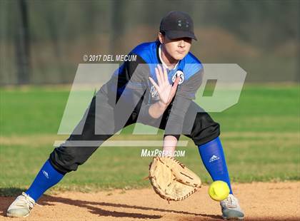 Thumbnail 1 in Lennard @ Riverview photogallery.