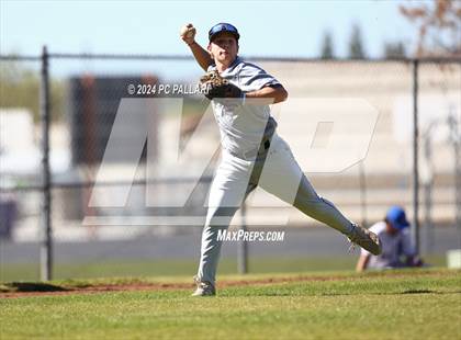 Thumbnail 1 in Oak Ridge @ Rocklin photogallery.