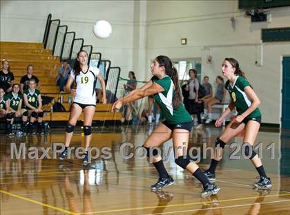 Thumbnail 3 in Royal @ Santa Barbara photogallery.