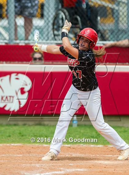 Thumbnail 3 in Katy vs. Alvin (UIL 6A Region 3 Playoff) photogallery.