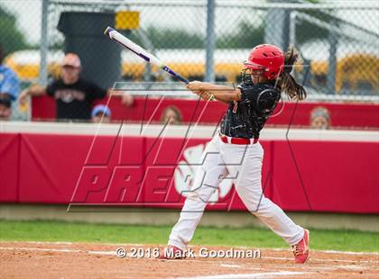 Thumbnail 2 in Katy vs. Alvin (UIL 6A Region 3 Playoff) photogallery.