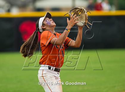 Thumbnail 2 in Katy vs. Alvin (UIL 6A Region 3 Playoff) photogallery.