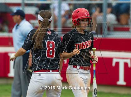 Thumbnail 3 in Katy vs. Alvin (UIL 6A Region 3 Playoff) photogallery.